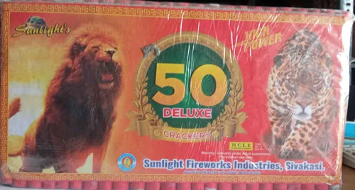 50 Deluxe Crackers